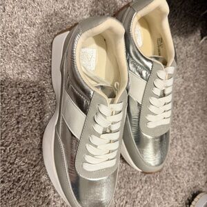 DV Dolce Vita Silver Women's Sneakers size 8.5